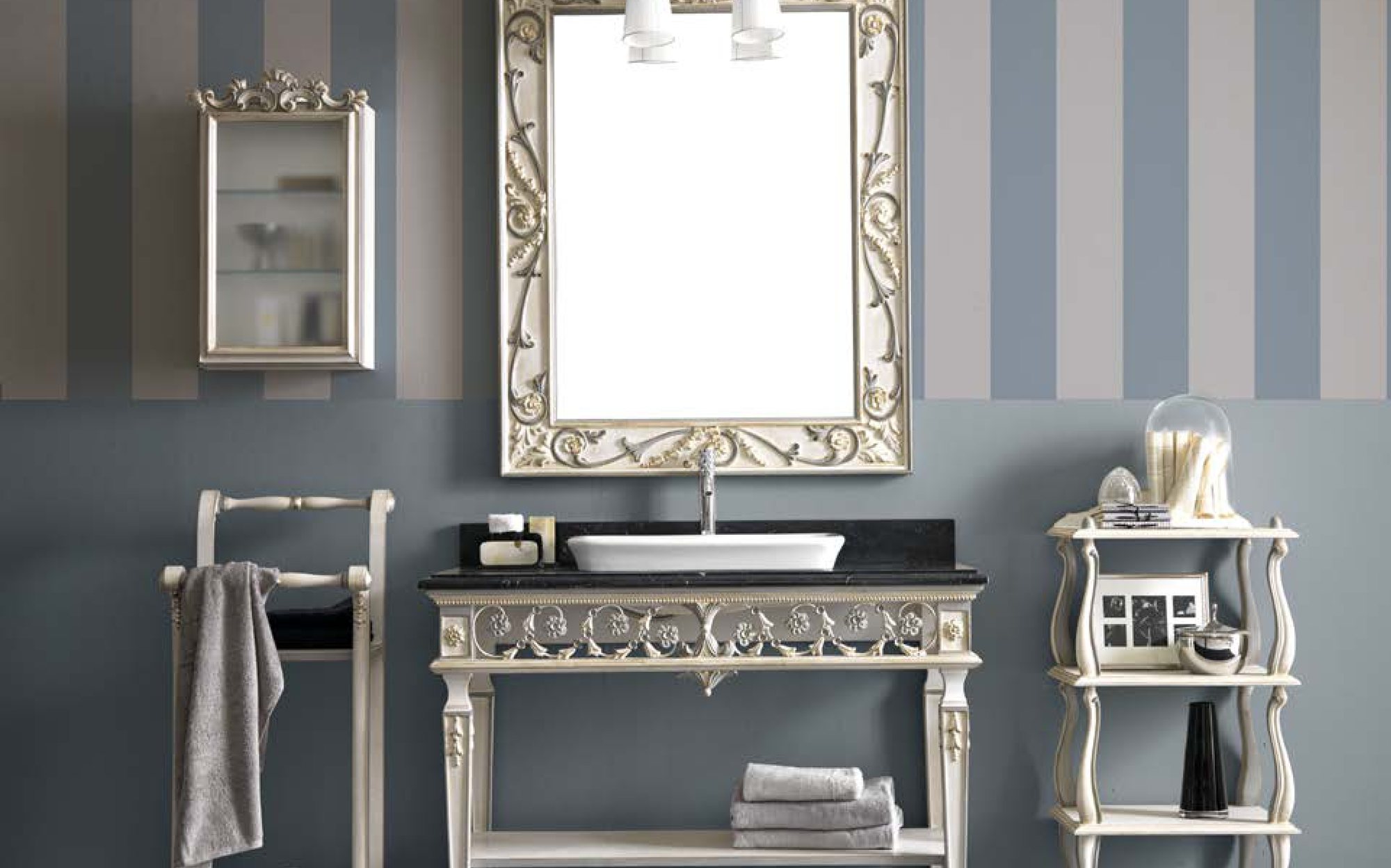Тумба для ванної Silvano Grifoni Bathroom Collection | 101domus Розкішна тумба для ванної Silvano Grifoni із дзеркалом для класичних інтер'єрів