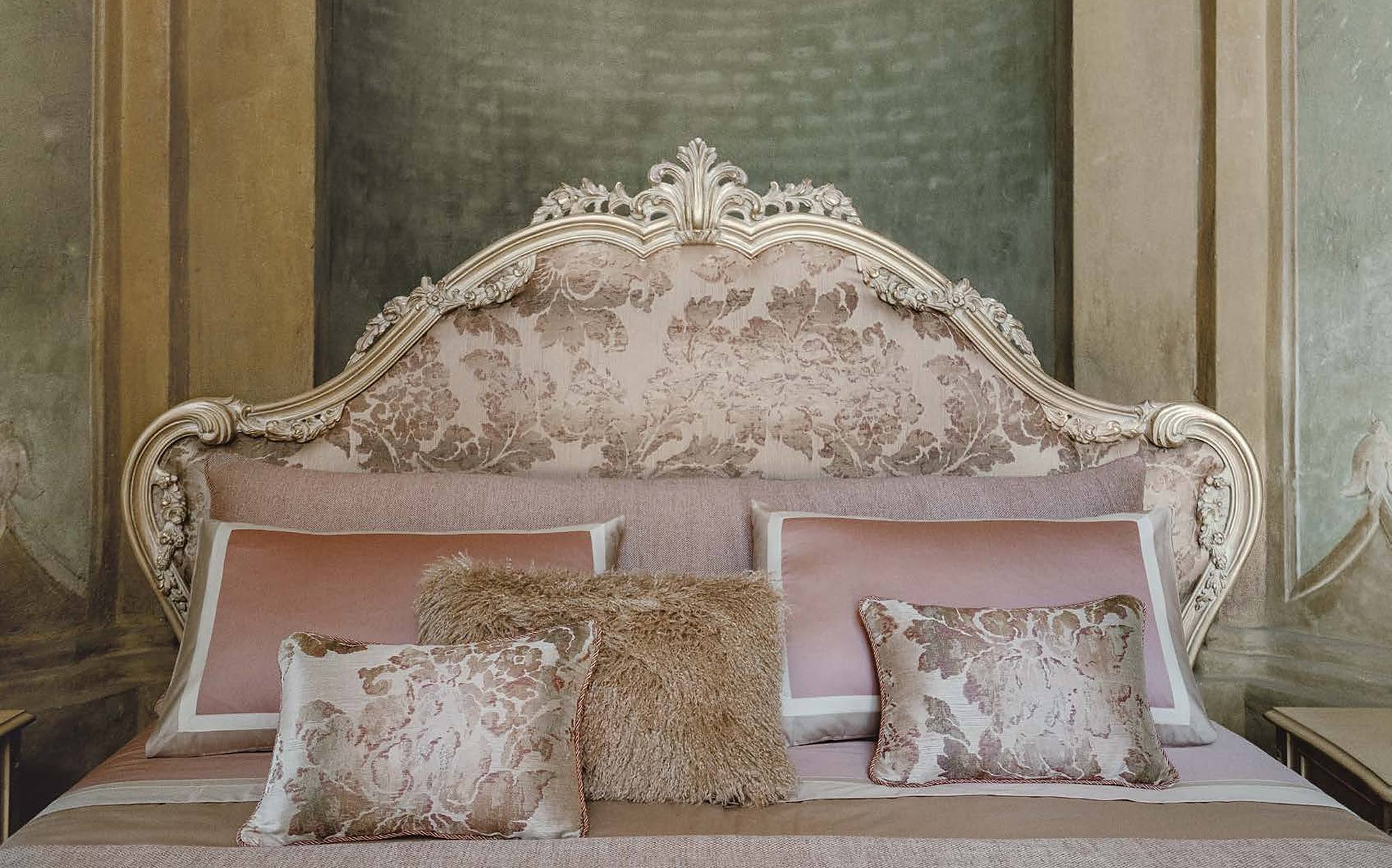 Bellotti Ezio Cromie carved bed with pink upholstered headboard Bellotti Ezio Cromie carved bed with pink upholstered headboard – classic Italian luxury furniture