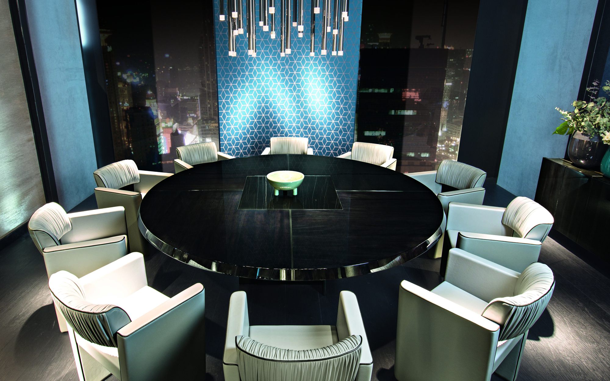 Malerba Black and More New in Town round dining table with armchairs Malerba Black and More New in Town round dining table with armchairs – contemporary Italian luxury furniture