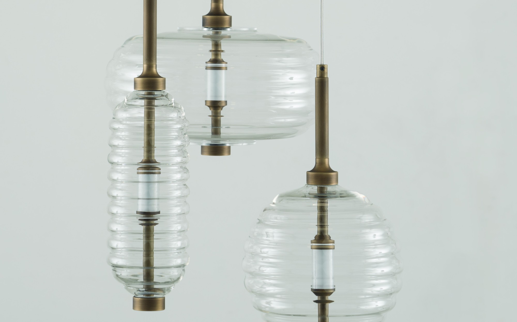 Patrizia Garganti Trinity ribbed glass pendants Patrizia Garganti Trinity ribbed glass pendants – Italian luxury decorative lighting
