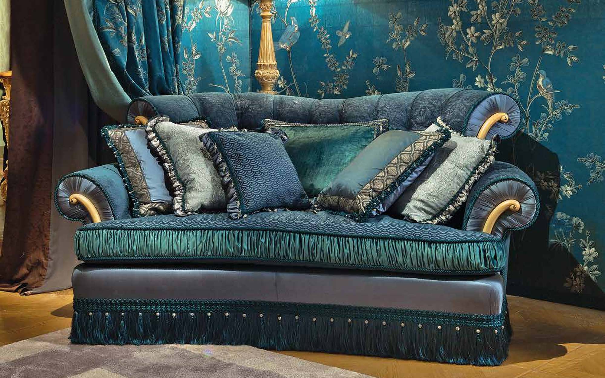 Provasi Heritage teal velvet sofa with fringes Provasi Heritage teal velvet sofa with fringes – classic Italian luxury furniture
