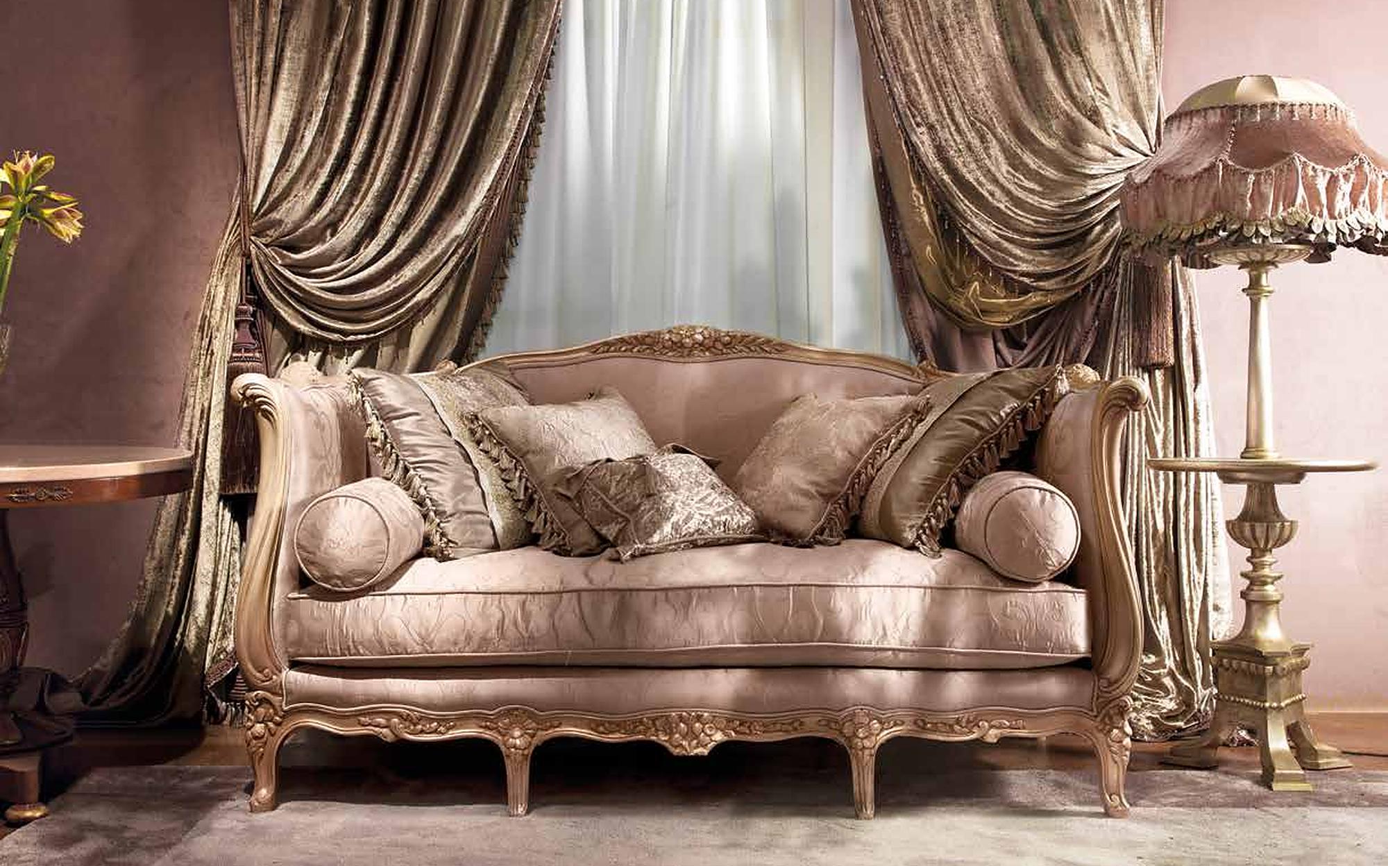 Provasi Heritage carved sofa in pink silk with drapes Provasi Heritage carved sofa in pink silk with drapes – classic Italian luxury furniture