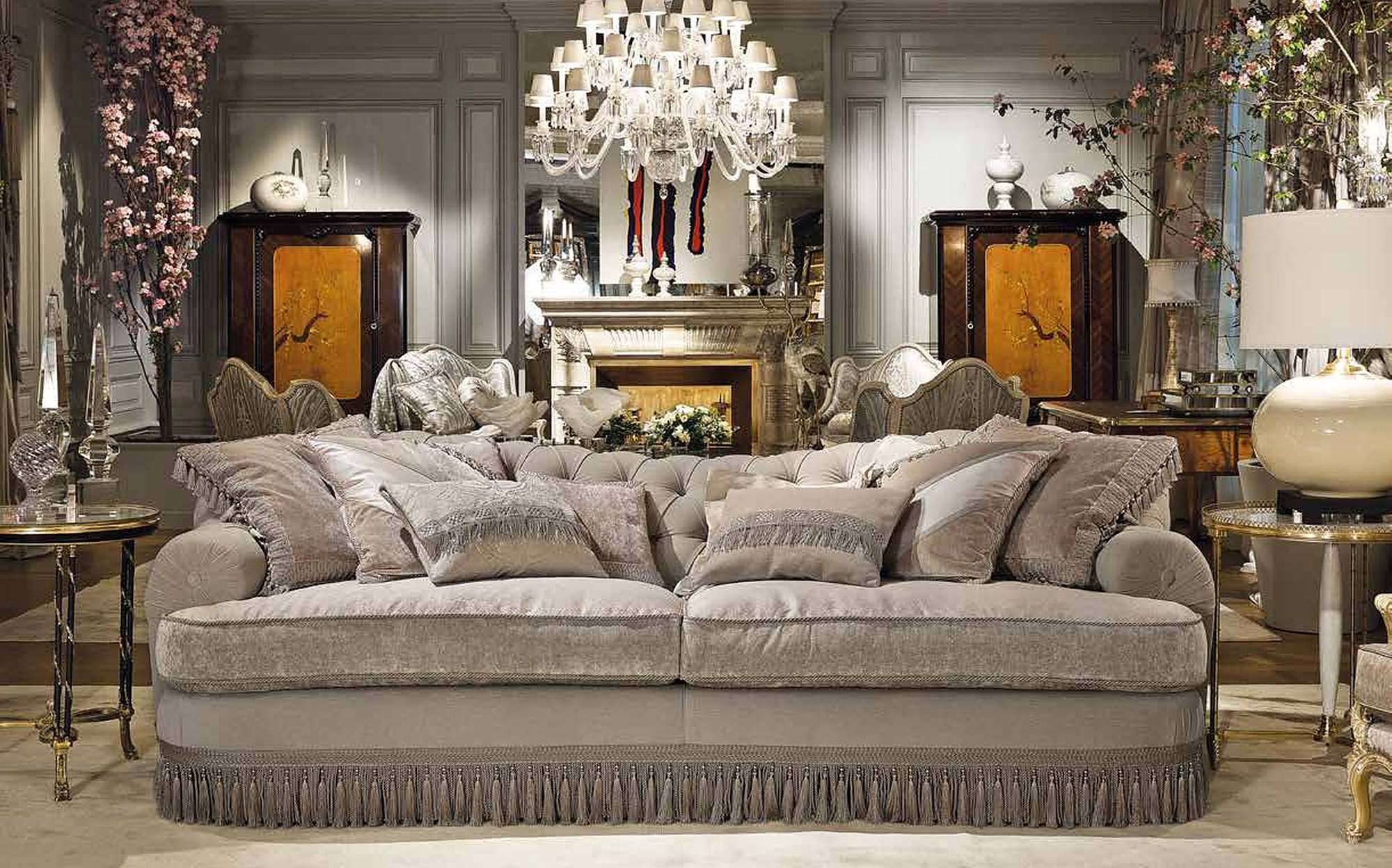 Provasi Signature tufted sofa in grey velvet with fringes Provasi Signature tufted sofa in grey velvet with fringes – Italian luxury furniture