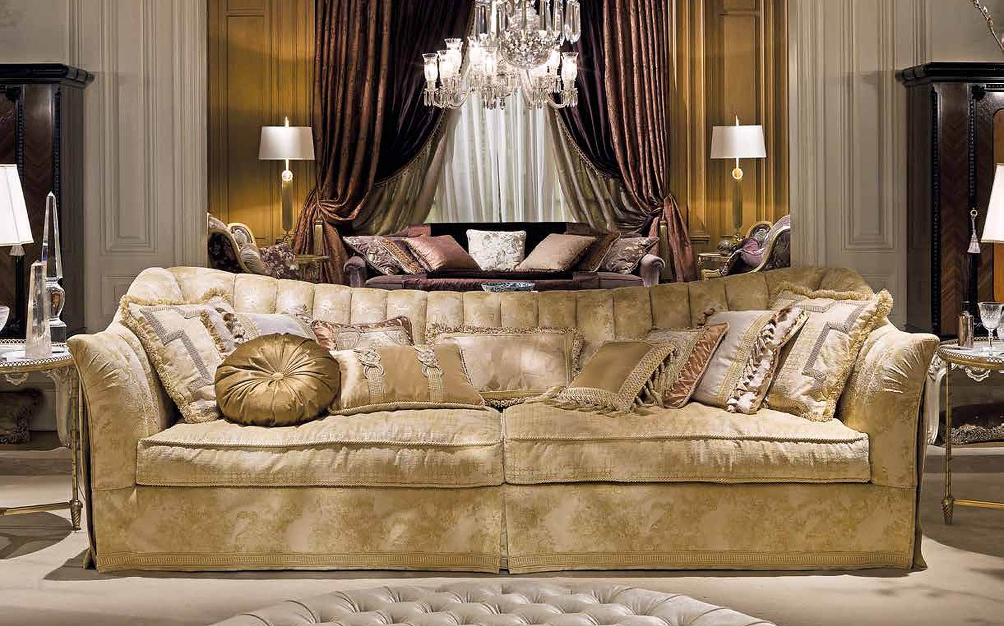 Provasi Signature capitonné sofa in gold silk Provasi Signature capitonné sofa in gold silk – Italian luxury furniture