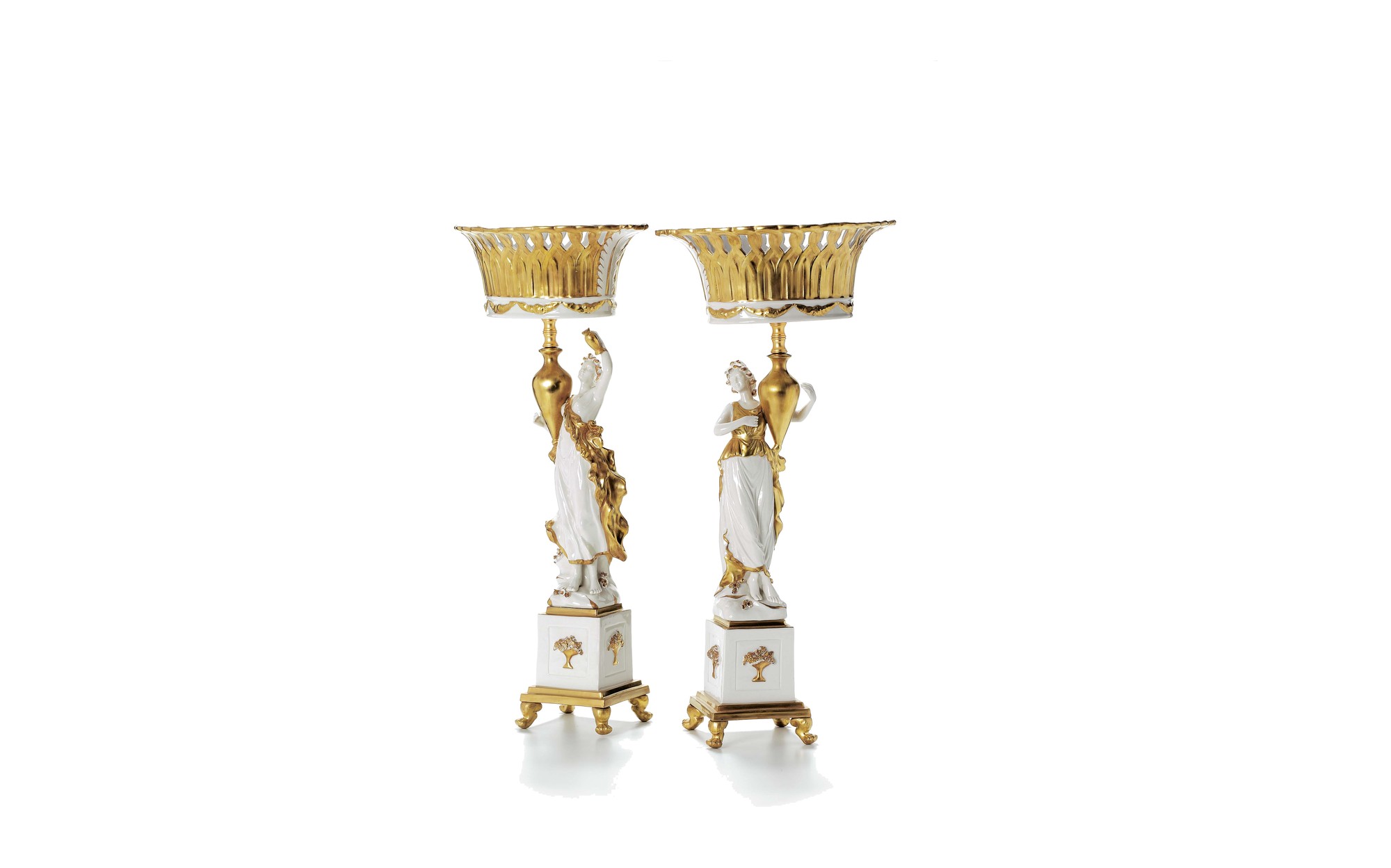 Villari Grande Impero pair of planter columns with figurines Villari Grande Impero pair of planter columns with figurines – Italian luxury porcelain