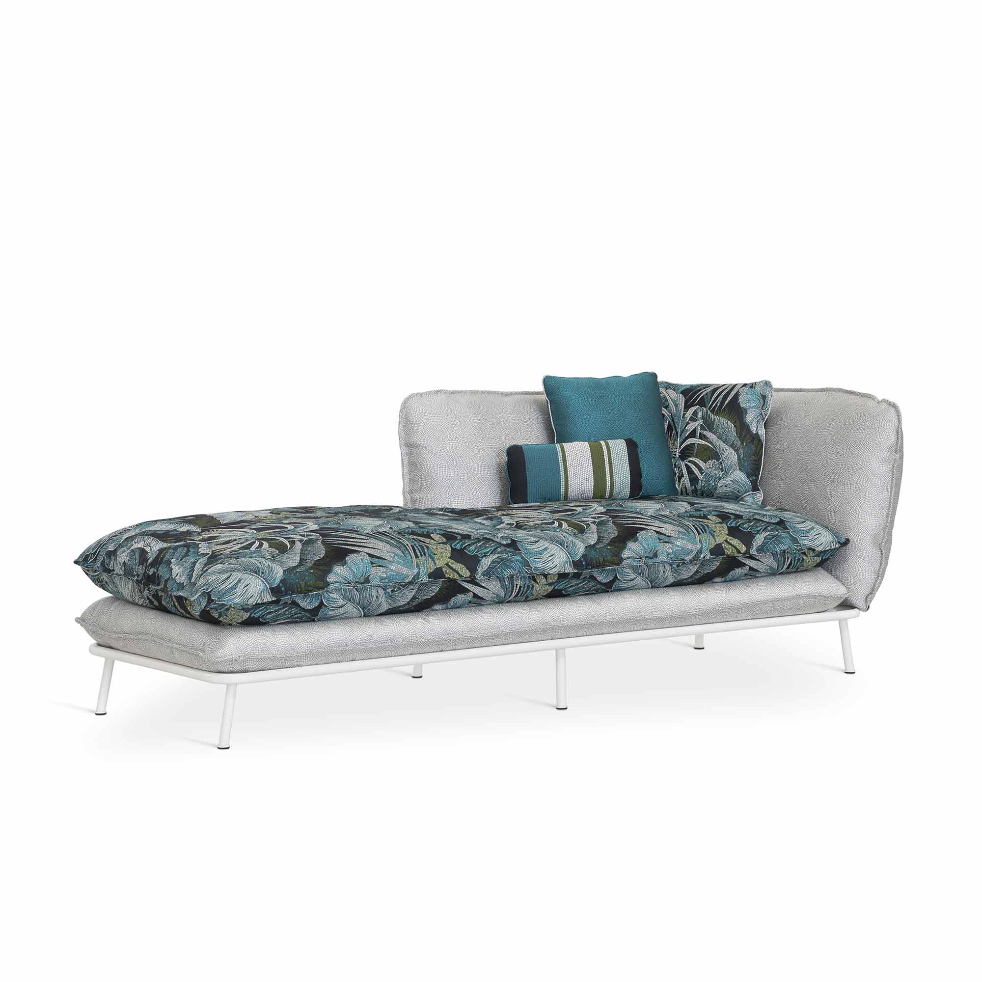 Sicis Lipari Outdoor Chaise Longue in worked glass mosaic, luxury Italian outdoor furniture