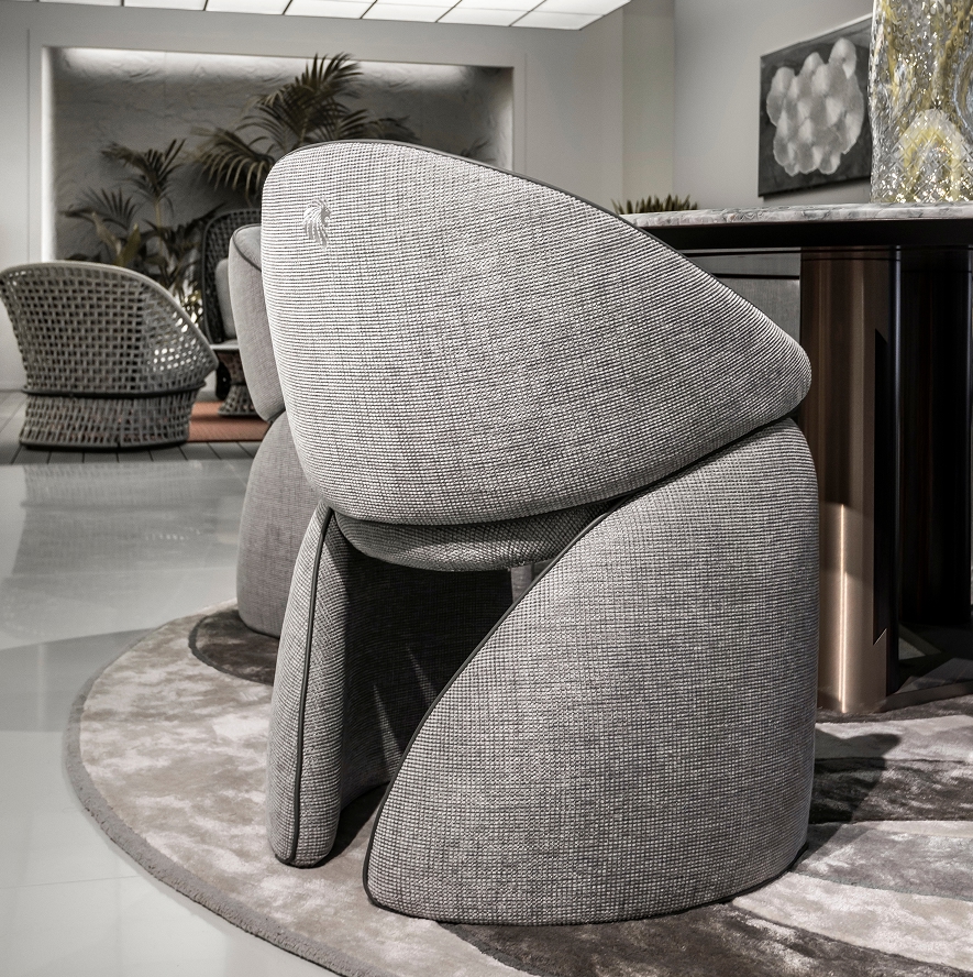 Giorgio Collection – contemporary elegance for dining interiors Luxury dining room by Giorgio Collection with elegant shapes and refined finishes
