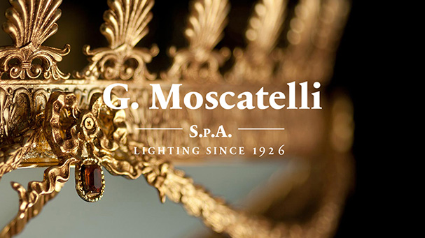Розкішна люстра G. Moscatelli – Класичне італійське освітлення з кришталю та цінних металів, доступно на 101Domus